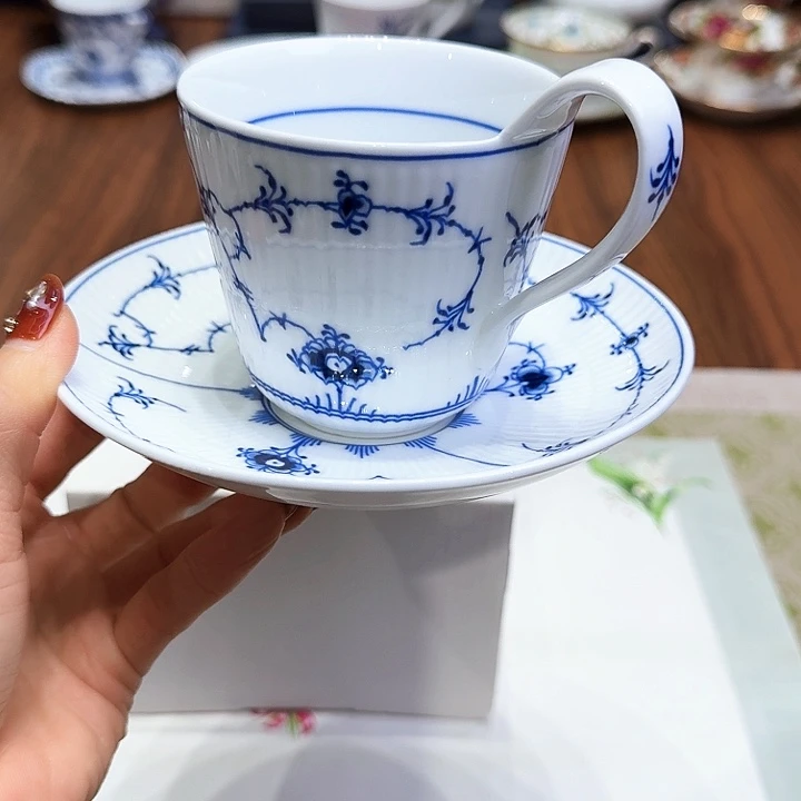 瓷片杯子杯子杯子水杯杯子水杯