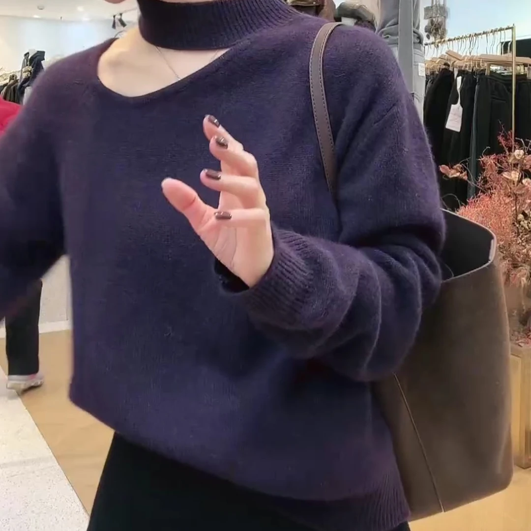 时尚气质显瘦2024露肩斜领挂脖针织毛衣法式气质LK2501107