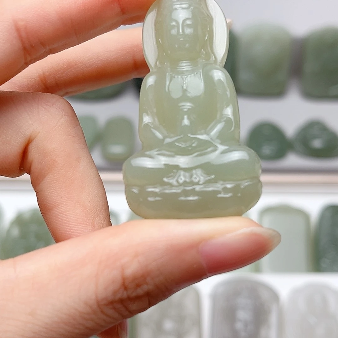 和田玉未镶嵌颈饰