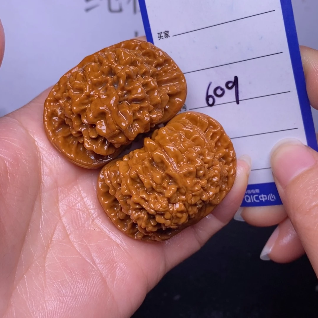 文玩核桃把件609/47官帽