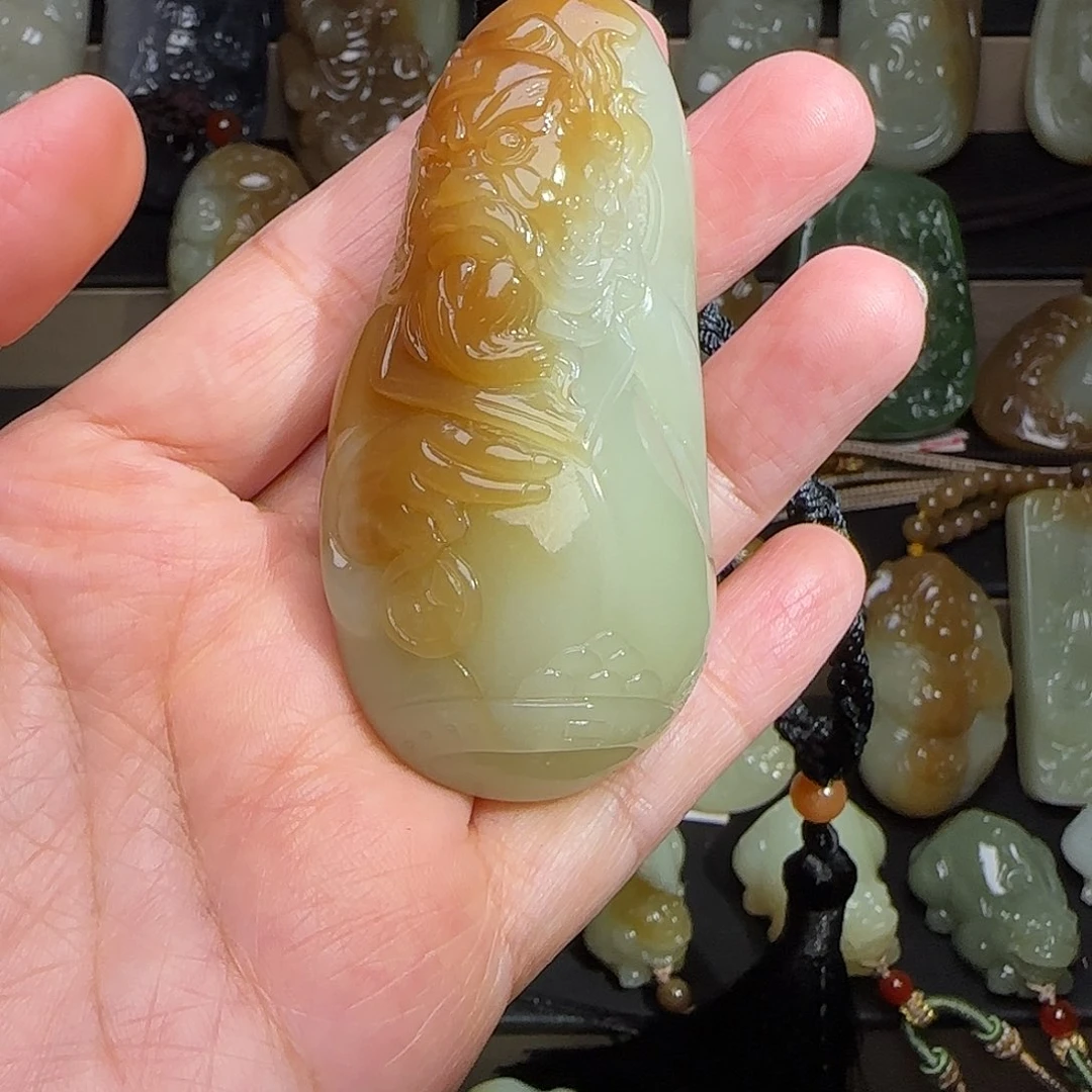 风***涌颈饰未镶嵌和田玉