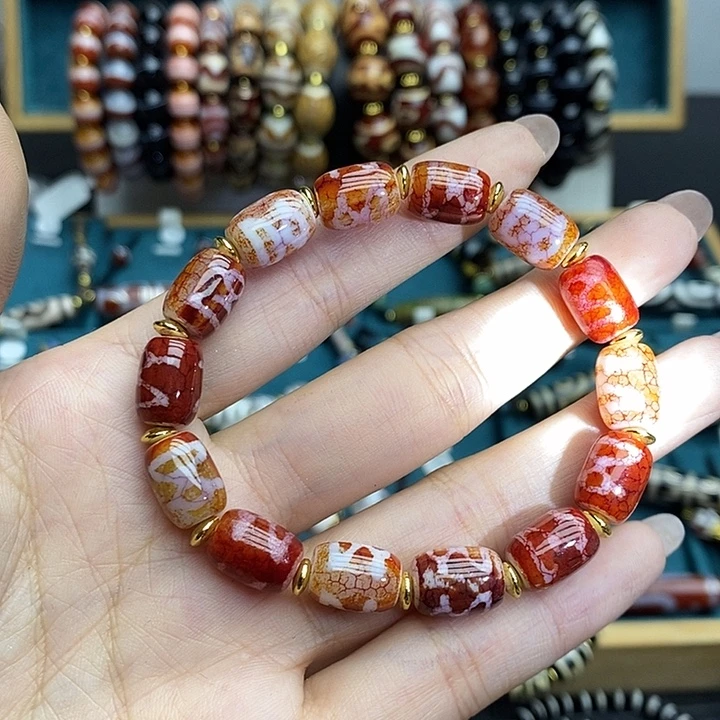 玛瑙/玉髓颈饰合金