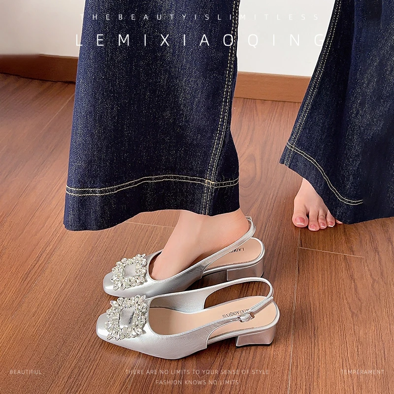 抢完不补~方扣水钻法式名媛包头夏凉鞋高跟女款2025洋气大码41-43