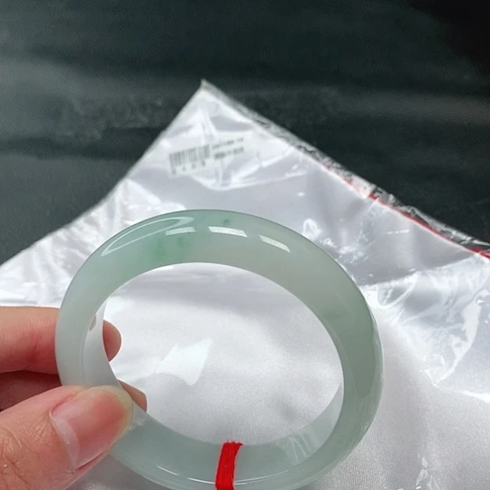 翡翠手镯未镶嵌60号