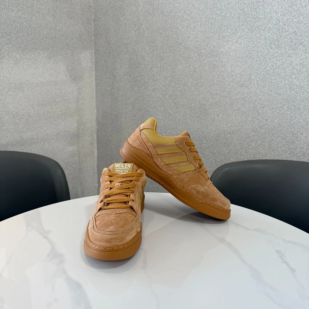 2024秋冬新款反毛皮休闲运动男鞋轻便百搭网红款男鞋G