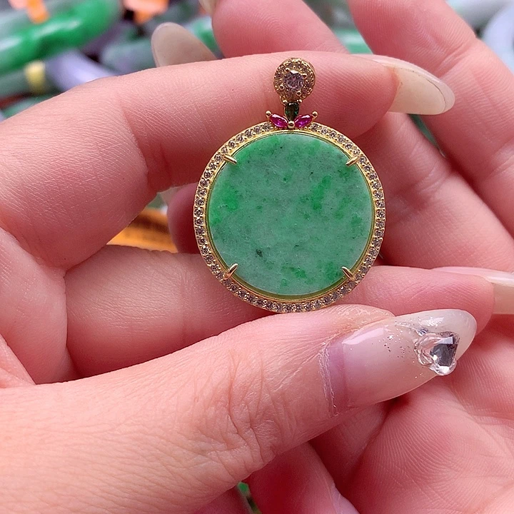 翡翠银S925镶嵌颈饰翡翠