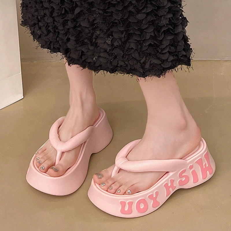 厚底拖鞋女海边沙滩增高跟超火绝美2025新款外穿夏潮流楼梯凉拖