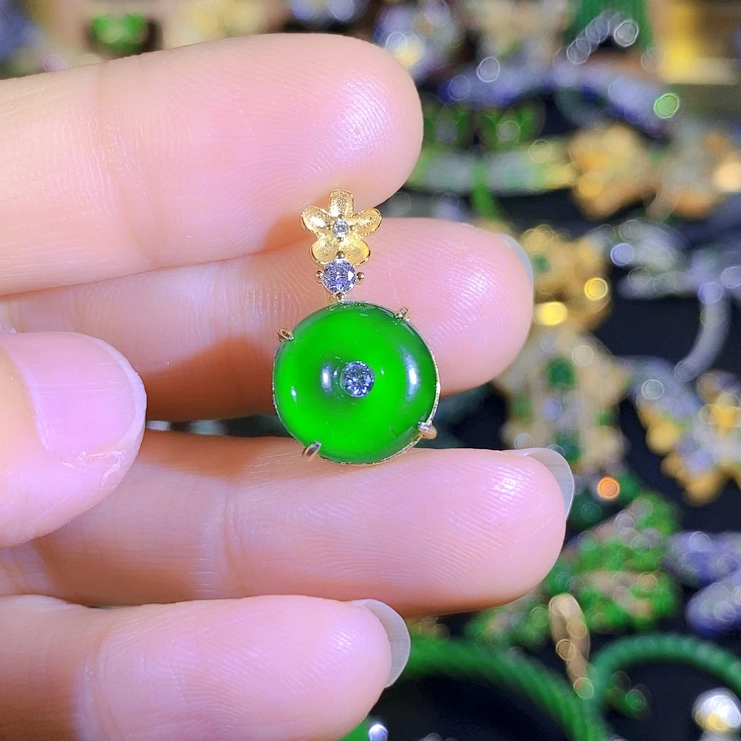 颈饰银S925镶嵌翡翠