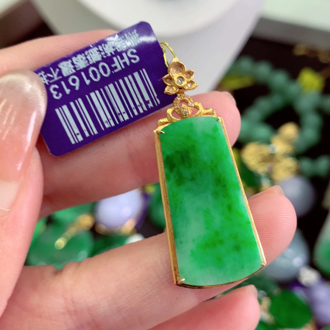 翡翠18K金镶嵌吊坠(不含链)