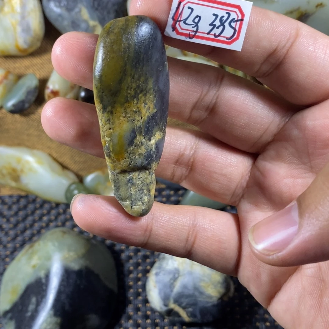 和田玉（糖玉）未镶嵌挂件