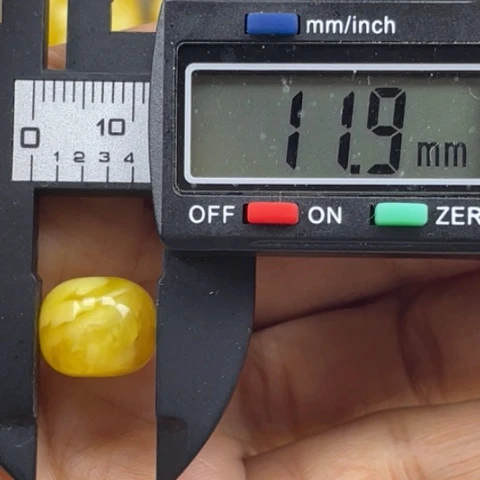 【闪购商品】裸石蜜蜡未镶嵌7坑