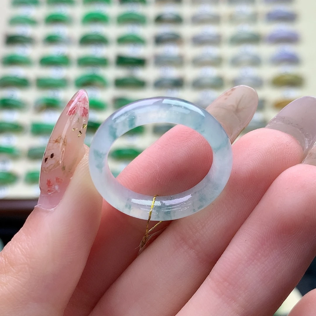 翡翠未镶嵌戒指港18