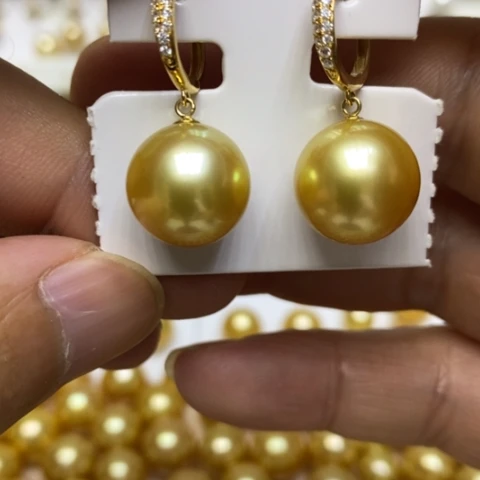 18K金镶嵌耳饰海水珍珠