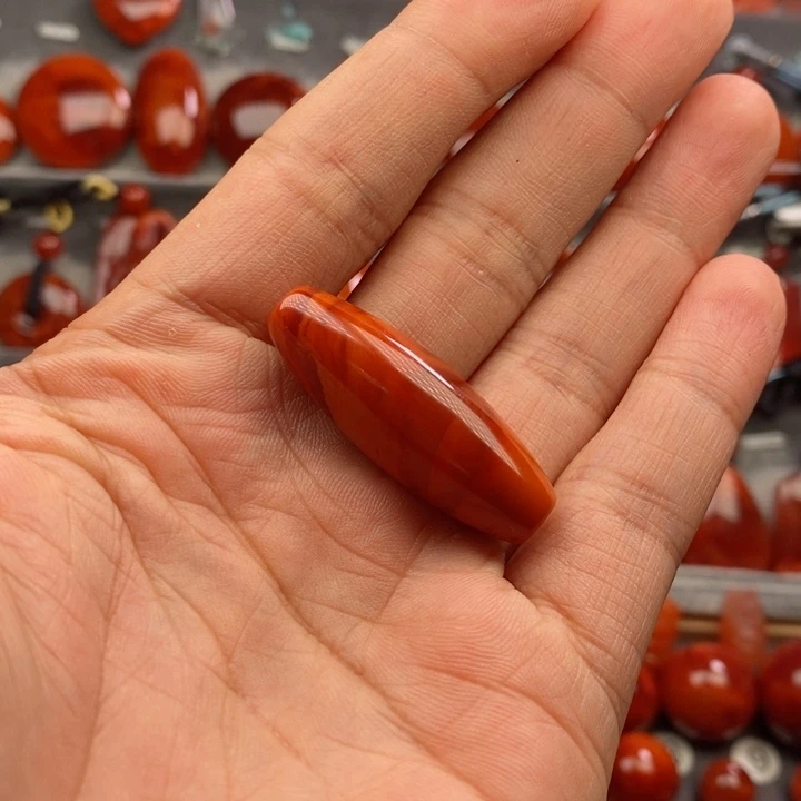 南红玛瑙配珠未镶嵌南*