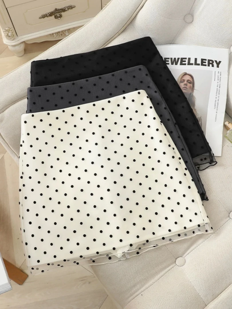 黑白夏季高腰显瘦波点短裙简约显瘦半身裙白色韩版薄款休闲百搭款