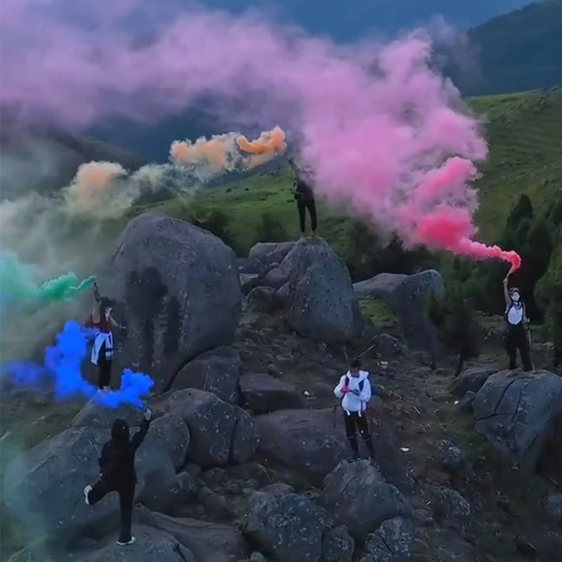 七夕婚庆纪念气氛手拿烟雾棒彩跑粉户外情侣玩具登山信号灯信号弹