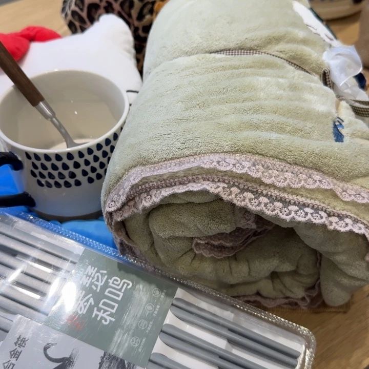 浴巾筷子杯子勺子各一