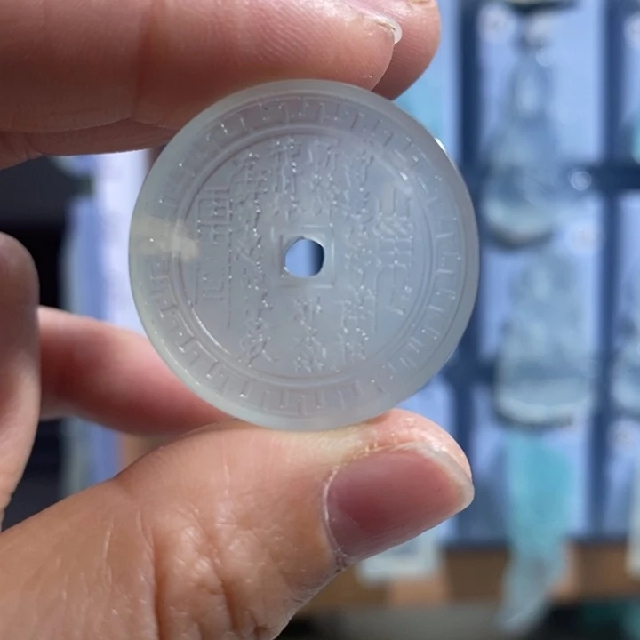 岫玉未镶嵌吊坠吊坠