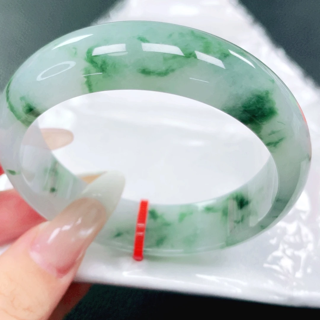 翡翠未镶嵌手镯56