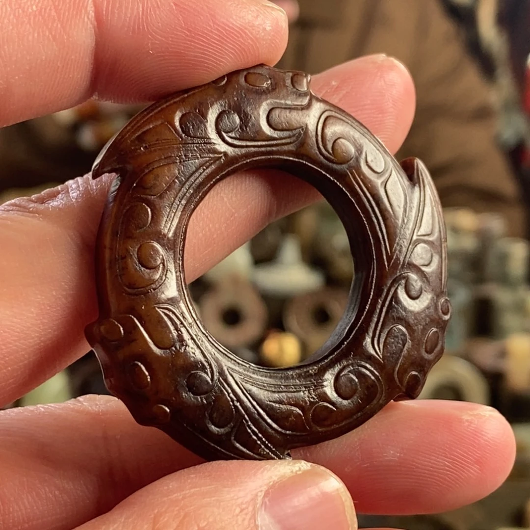 和田玉挂件未镶嵌淡*哥