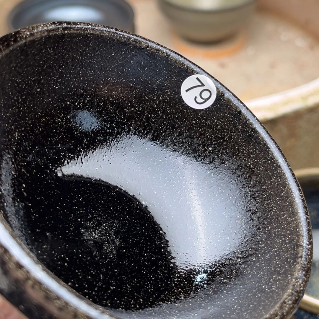 茶盏义兴龙窑坚持真柴烧