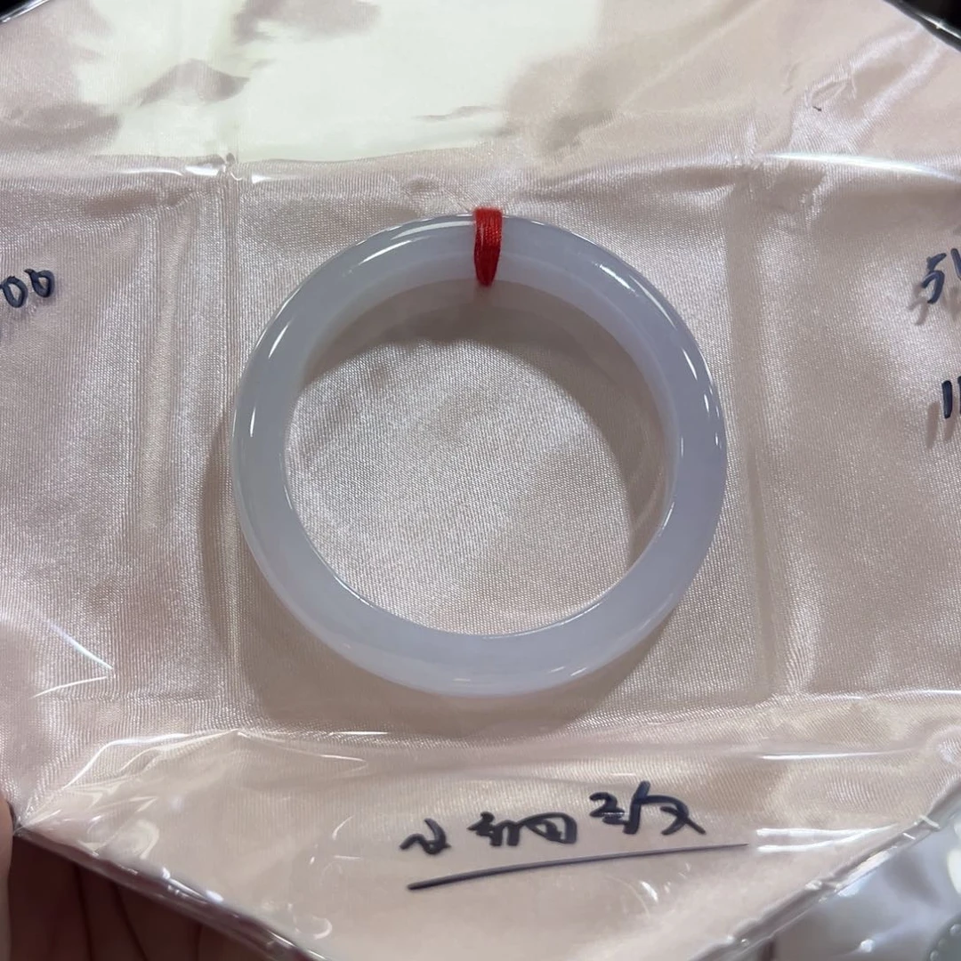 翡翠手镯未镶嵌A***?手镯