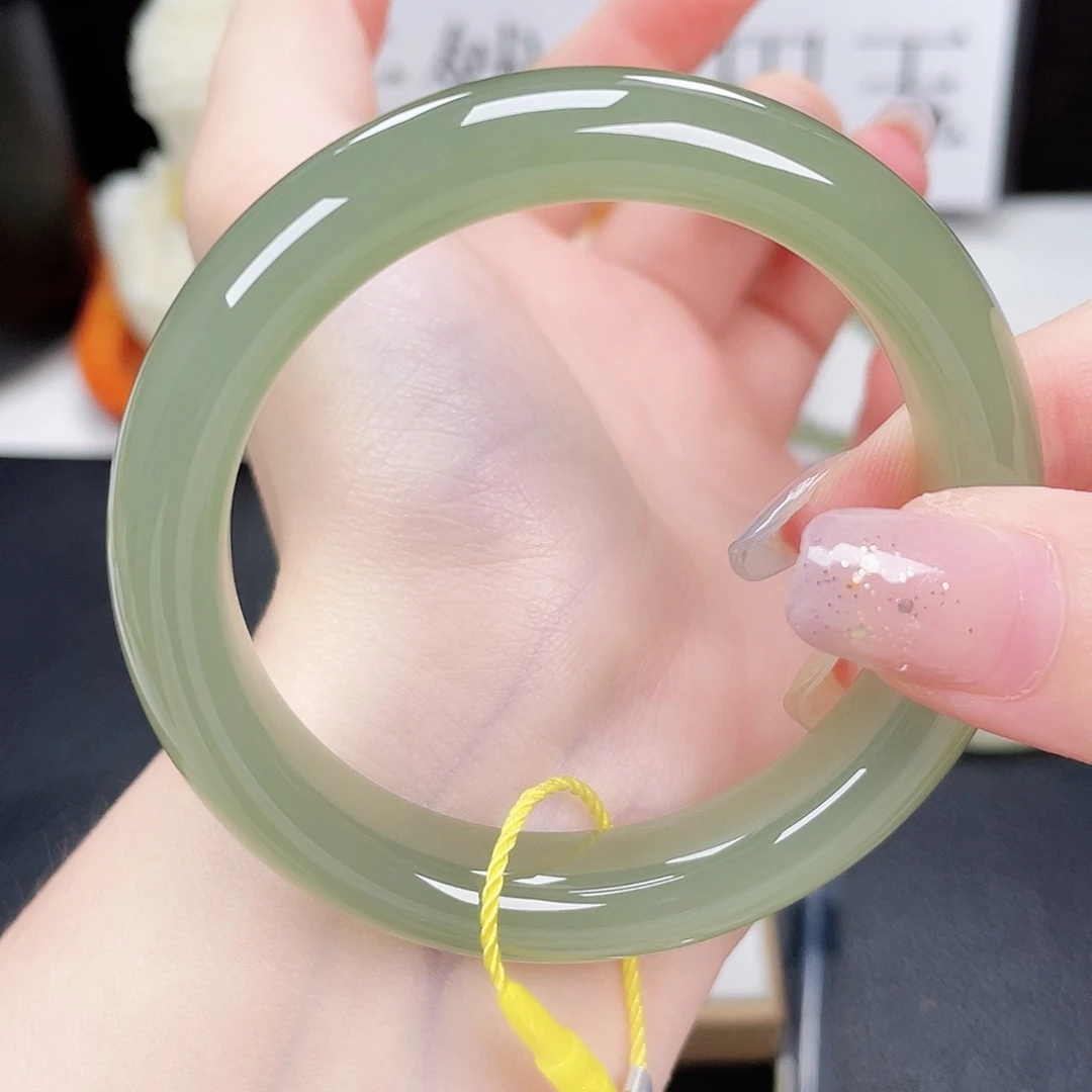 和田玉手镯未镶嵌53