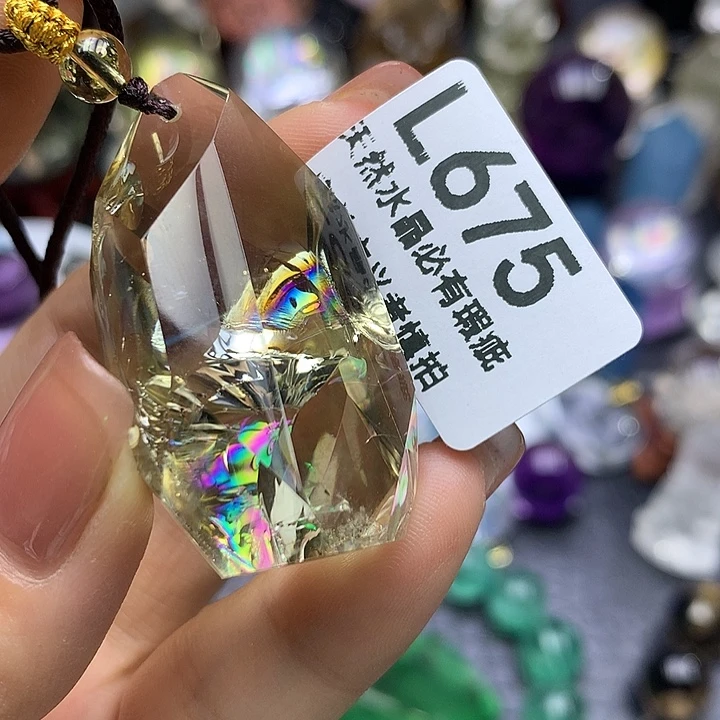 未镶嵌珠宝半成品水晶