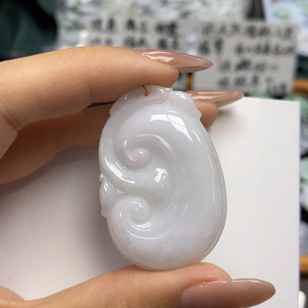颈饰未镶嵌翡翠如意