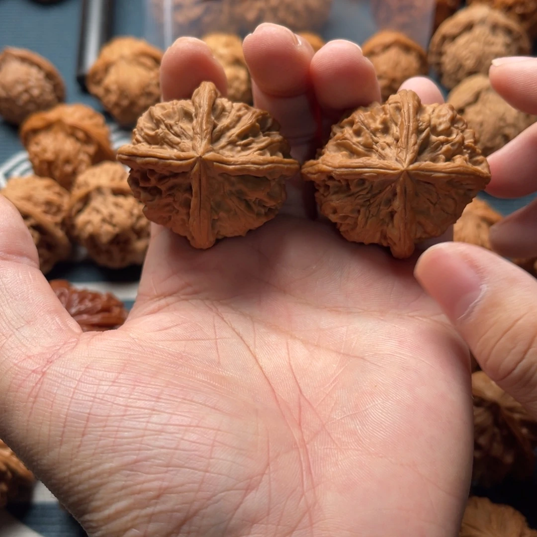 文玩核桃吊坠玉玺