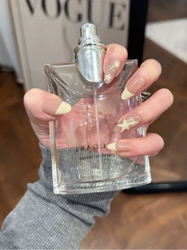 1398星云Y2k星星手绘高级轻奢ins纯手工穿戴甲杏仁短可反复佩戴