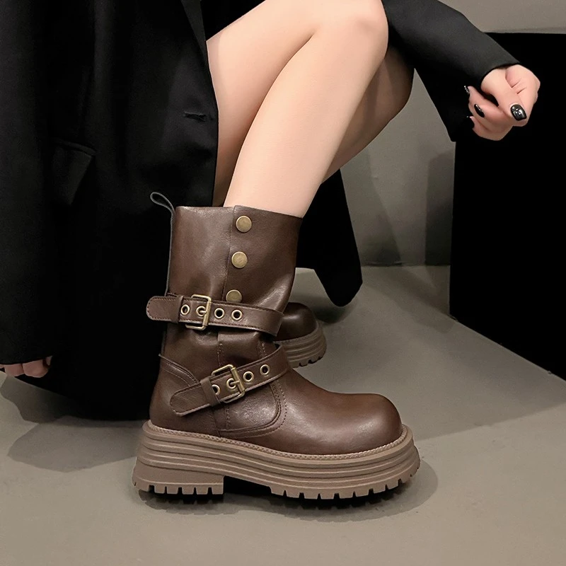 搭扣英伦风马丁靴女款2025新款秋冬复古女鞋棕色靴子厚底黑色短靴