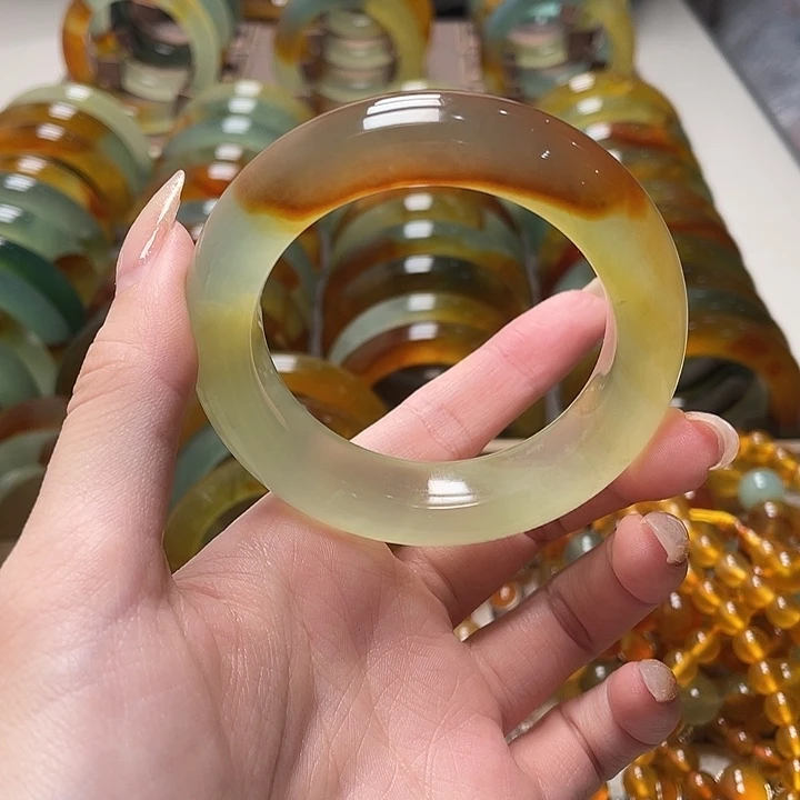 蛇纹石玉未镶嵌手镯52.8