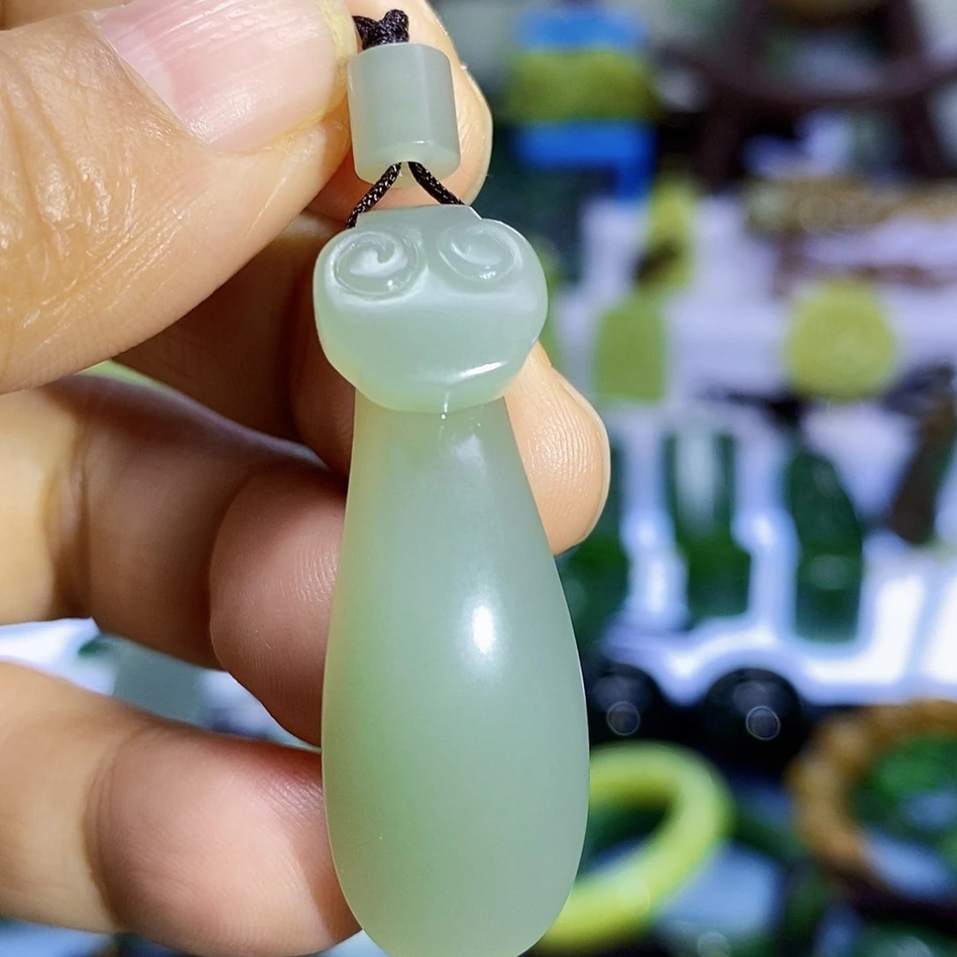 未镶嵌和田玉挂件