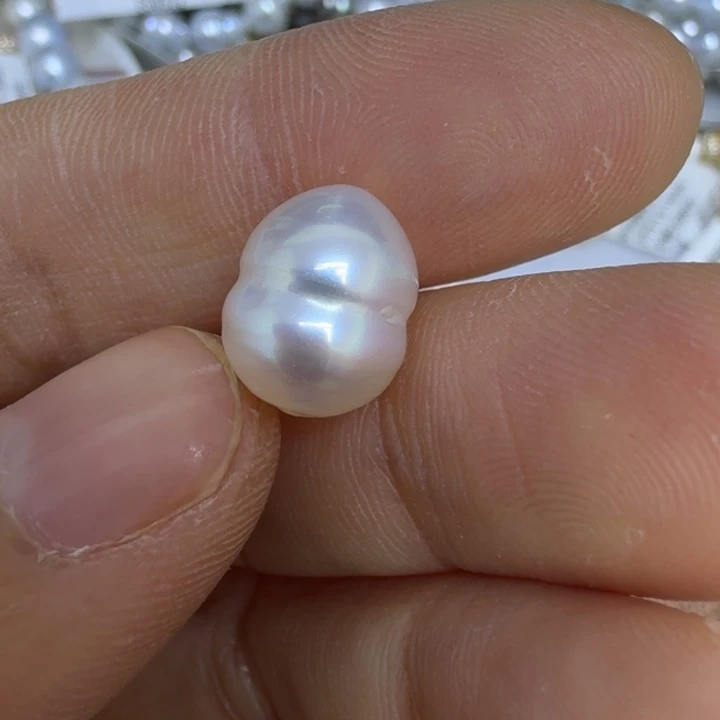 用***6海水珍珠颈饰未镶嵌