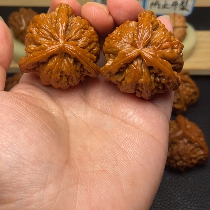 文玩核桃把件丶****灬工艺三棱