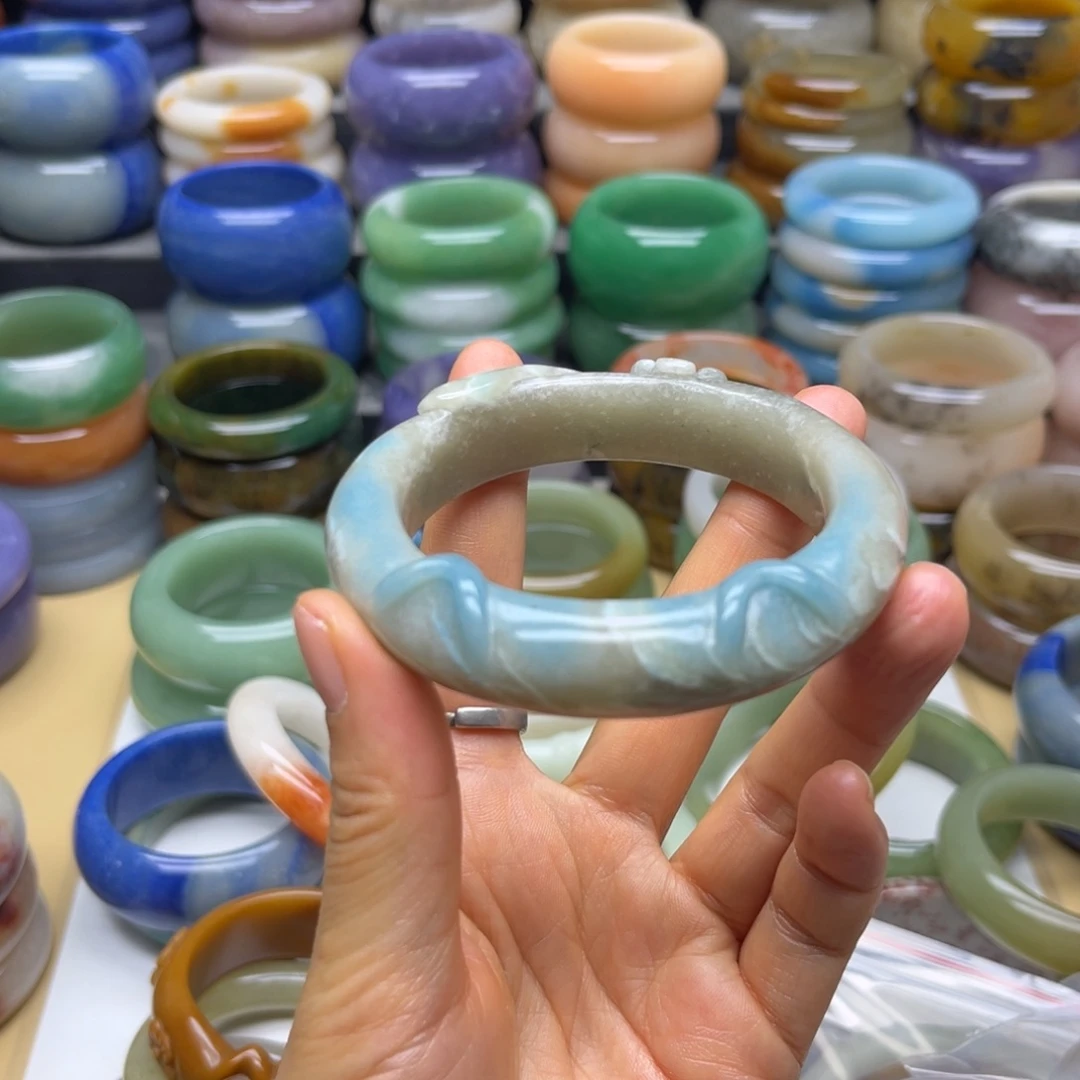 夢***影石英质玉未镶嵌手镯