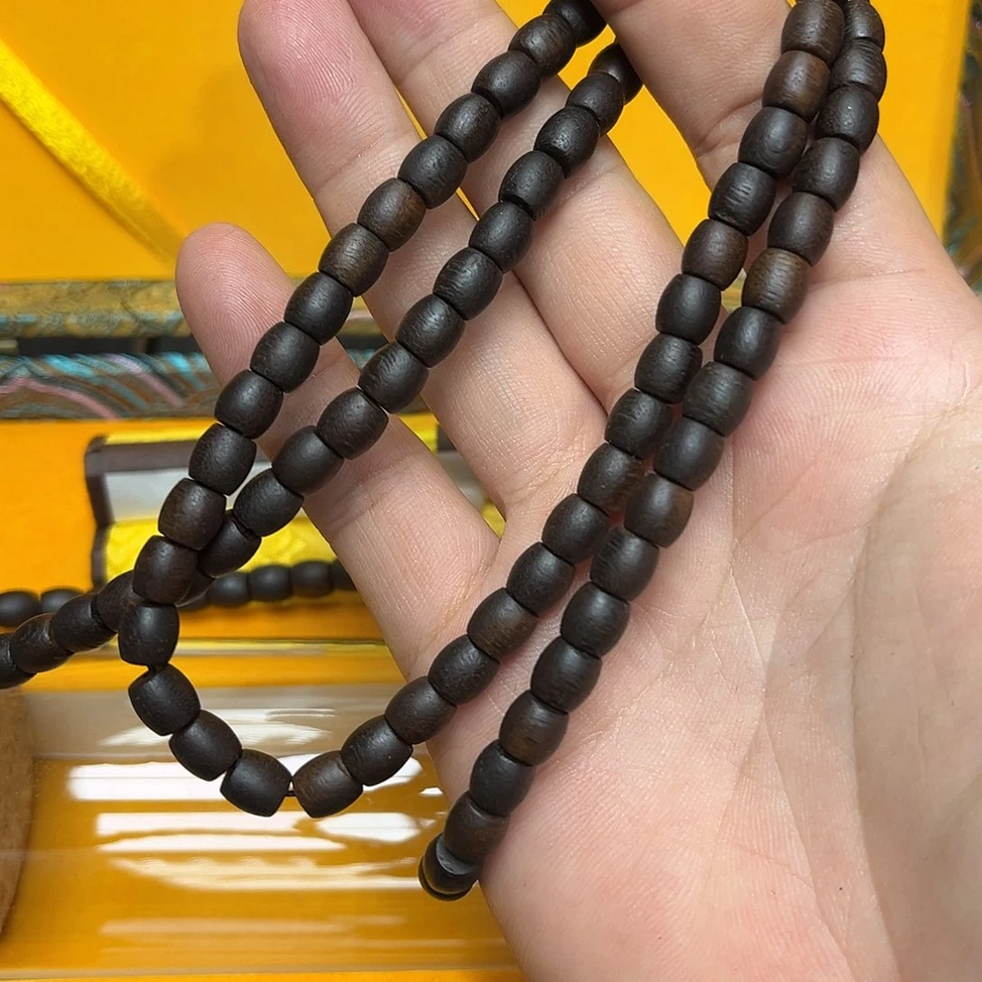 大叶紫檀（黑酸枝木类）