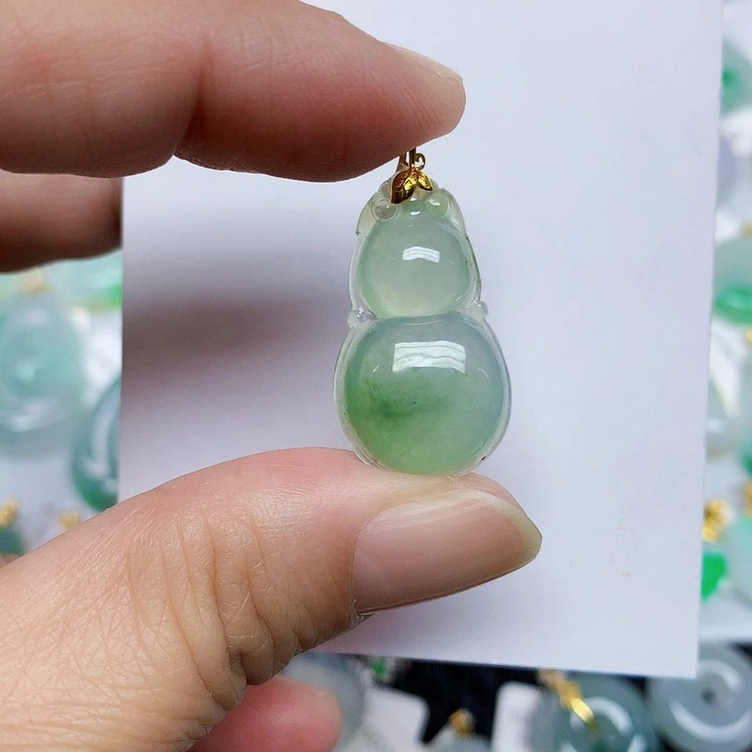 翡翠18K金镶嵌颈饰3556778