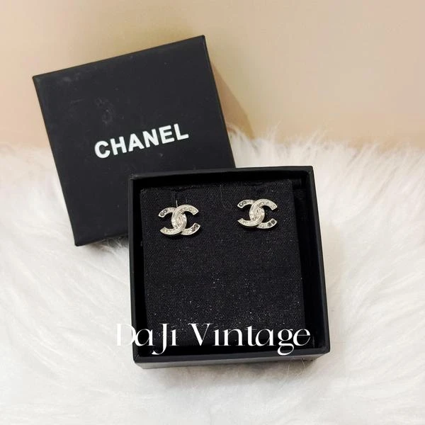 大吉中古/Chanel香奈儿银色双c拼钻耳钉