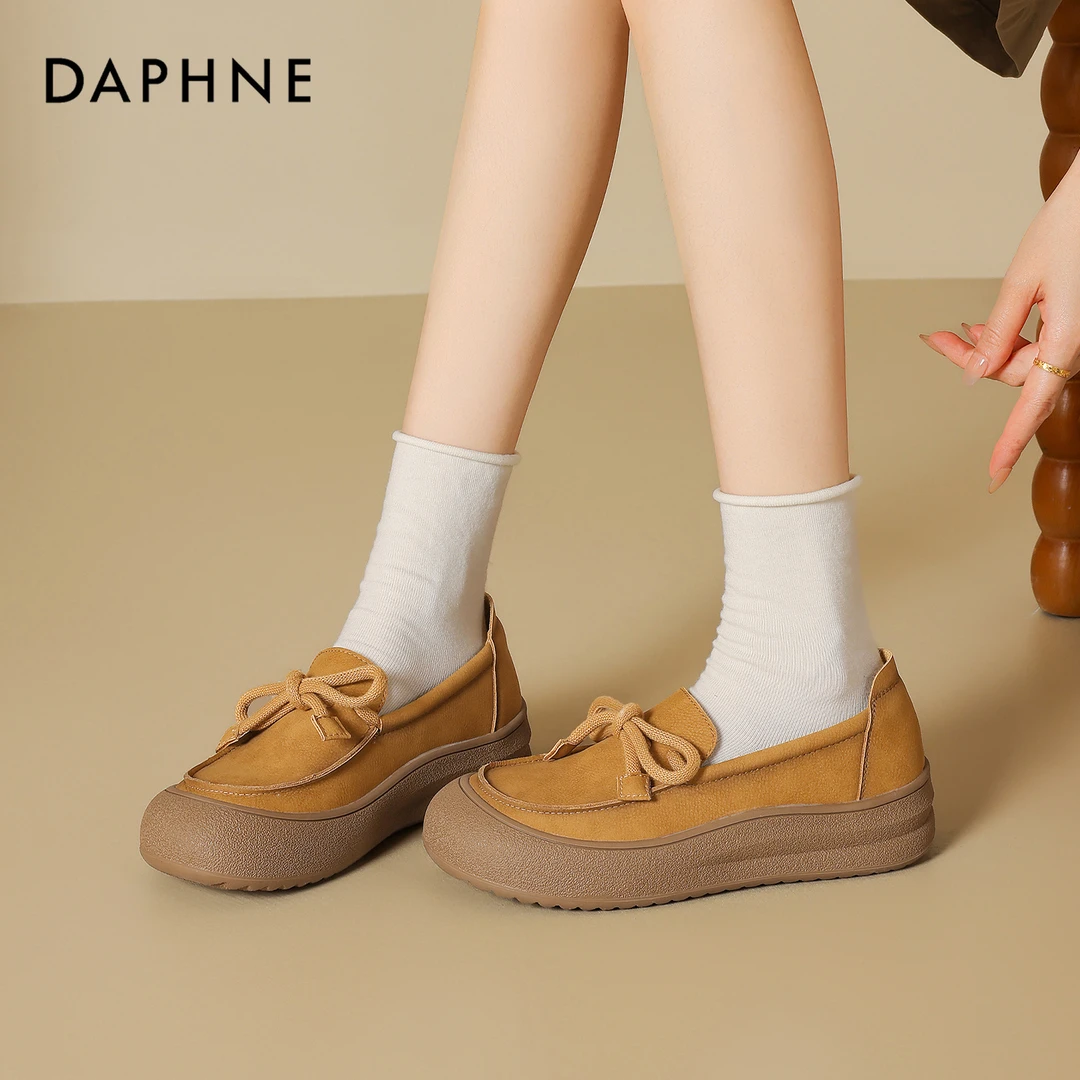 达芙妮2025年新款休闲鞋女鞋秋季时尚百搭轻便透气一脚蹬浅口单鞋