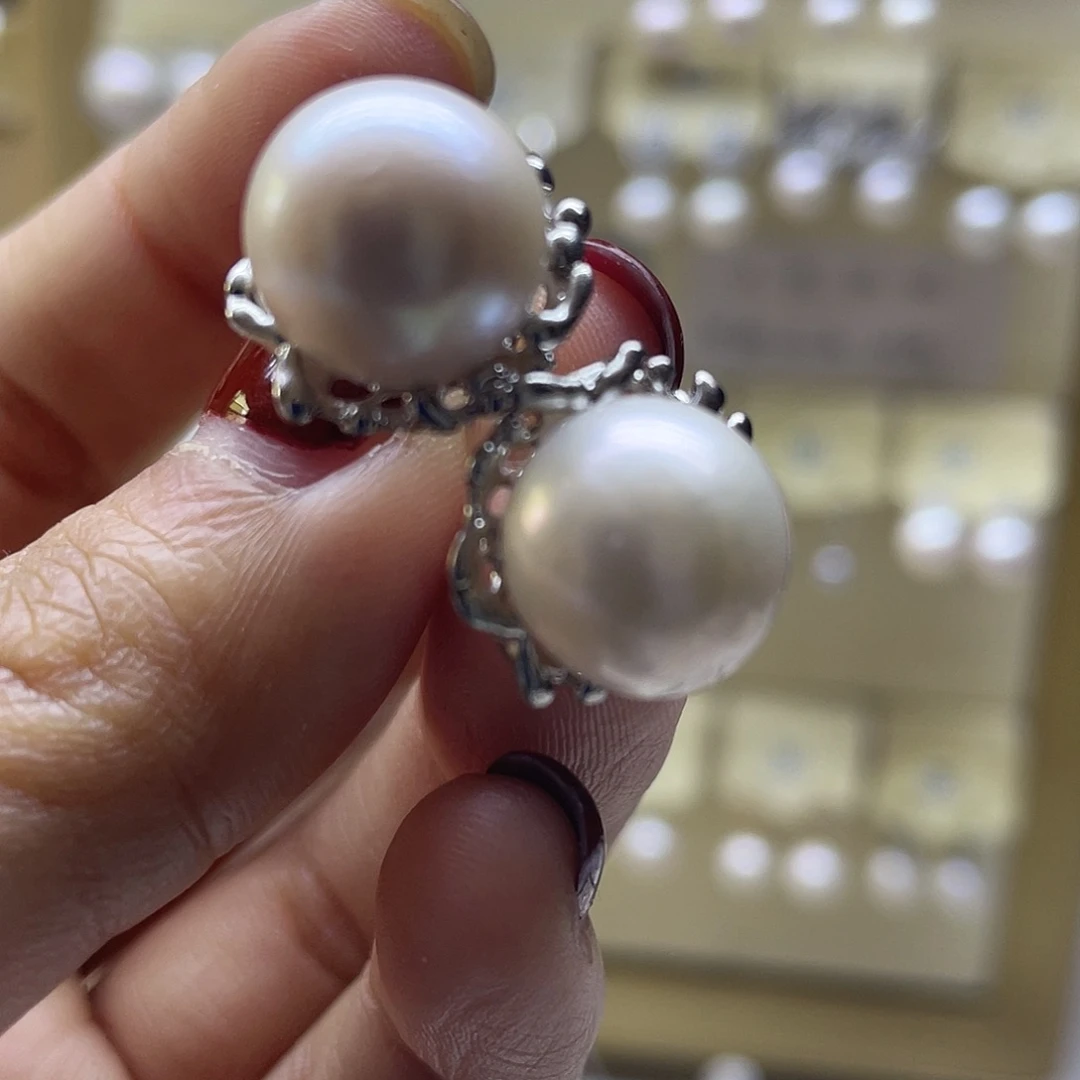 银S925镶嵌淡水珍珠耳饰