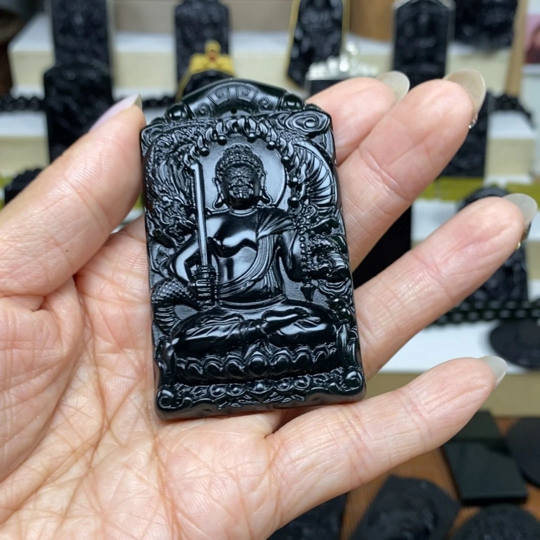 用***4蛇纹石玉未镶嵌吊坠