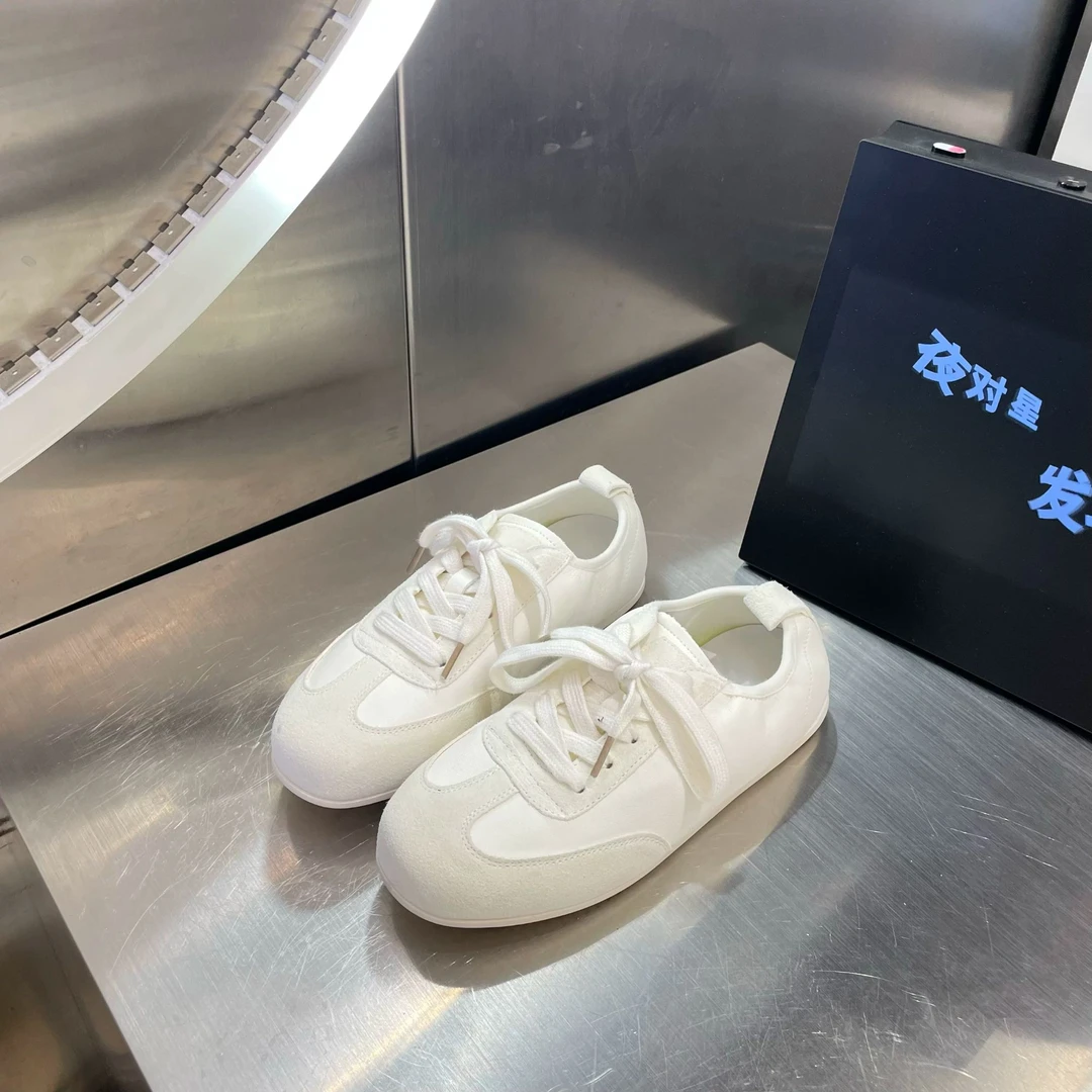 百搭软底休闲板鞋62803