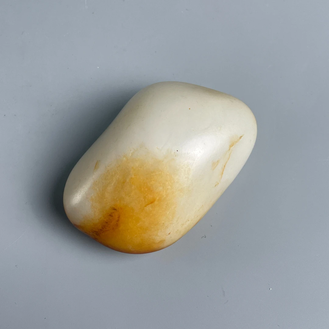 20世纪中后期和田玉原石-M25BK002559手把件/挂坠/摆件/绣花张