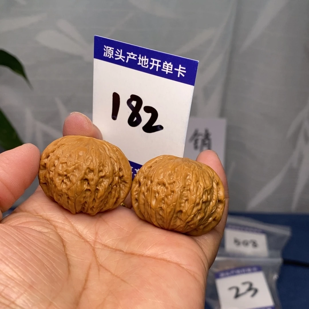 文玩核桃把件36铁锤