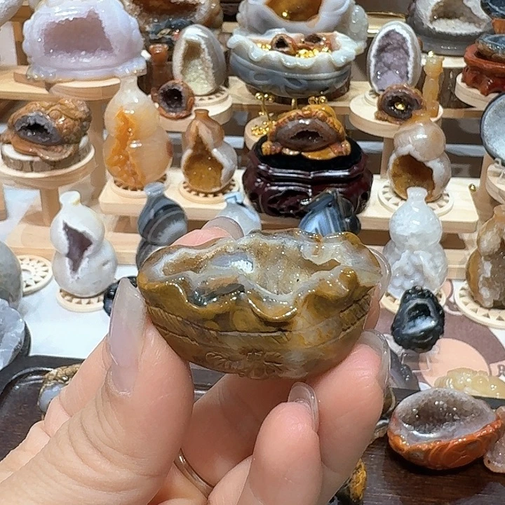 大型摆件（非配饰）水晶未镶嵌九眼钱袋