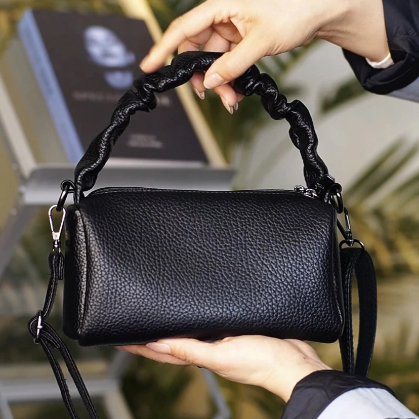 M春季新款手提包女车缝线简约清新甜美单肩气质斜挎包纯色单肩包