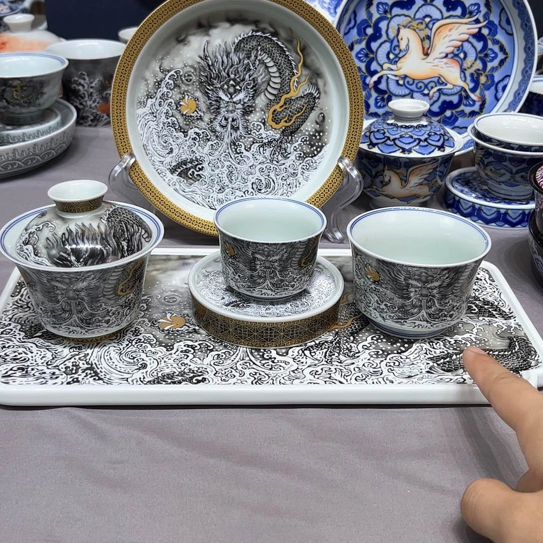 景德镇陶瓷艺术品