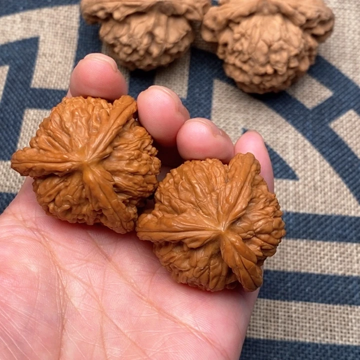 吊坠文玩核桃*️****